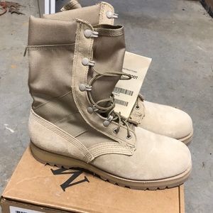 Combat boots